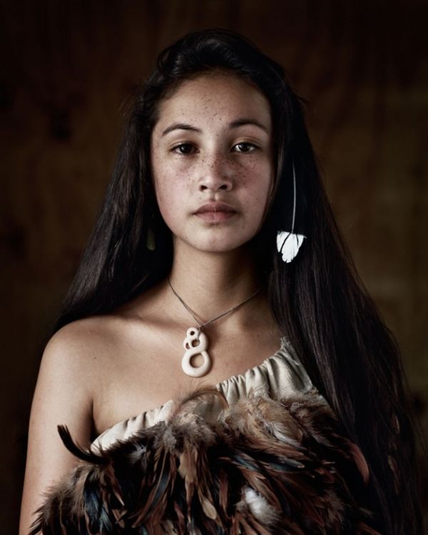 Fotgrafo registra tribos desconhecidas ao redor do mundo;  veja fotos 