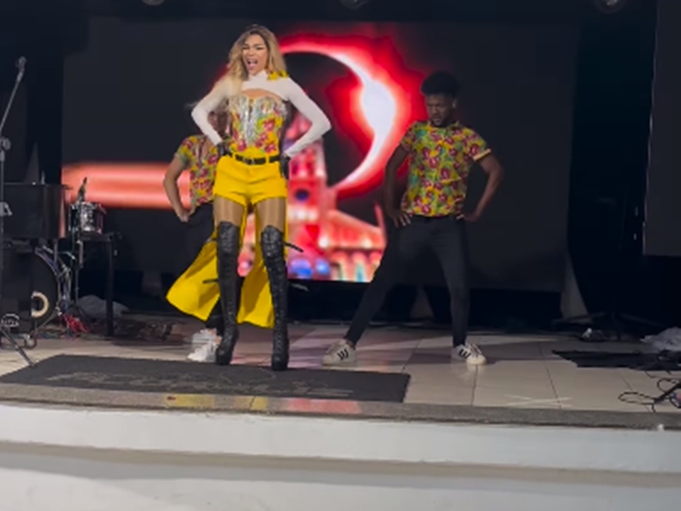 Drag queen cuiabana cria performance que mescla lambado e msica pop: ' a mais pedida nos shows'