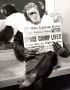 Um chimpanz posando pra foto aps misso bem sucedida no espao, 1961