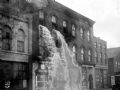 lcool ilegal sendo derramado durante Lei Seca em Detroit, 1929