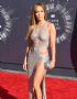 Aplausos para essa deusa maravilhosa que  a Jennifer Lopez, gente que vestido barra.com, um escndalo. Ser que ela estava sem calcinha? Haha (Foto: eonline.com)