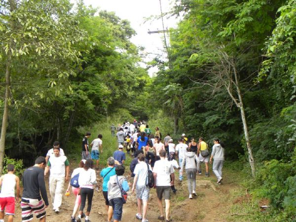 Caminhada ecolgica espera mais de mil