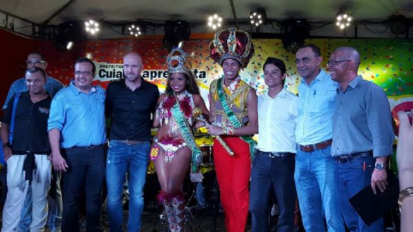Rainha do carnaval e Rei Momo so escolhidos em cerimnia na Praa da Mandioca