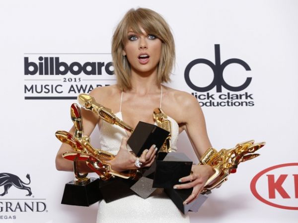 Taylor Swift ganhou oito prmios do Billboard Music Awards 2015