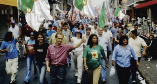 Livro-reportagem detalha eleições de 2004 em Cuiabá e traz entrevista inédita com Dante de Oliveira