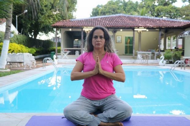 Retiro de yoga e ayurveda  porta aberta para estilo de vida saudvel