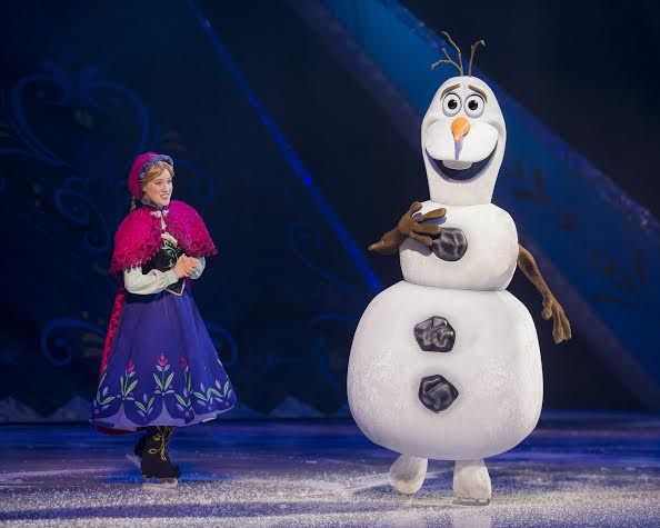 Superproduo 'Disney on Ice' tem 750 fantasias, 17 toneladas de iluminao e carruagem de 3m