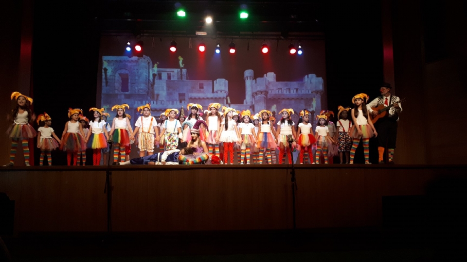 Cena Onze promove Curso Livre de Teatro para crianas e adolescentes em Cuiab