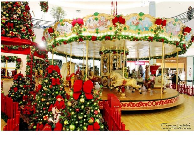Chegada do Papai Noel acontece neste sbado com oficinas e msica no Pantanal Shopping