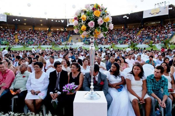 Casamento Comunitrio realizado em 2013 na Acrimat