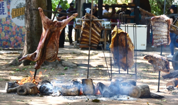 Curso de churrasco de cho em Cuiab ensina tcnicas na prtica; Veja fotos