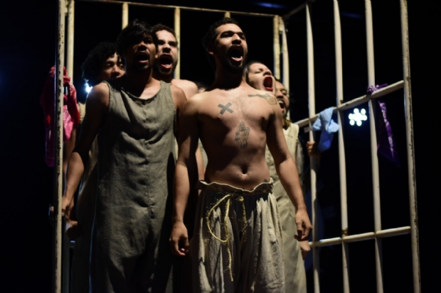 Mostra de cenas da Escola de Teatro da Unemat traz espetculos sobre necropoltica
