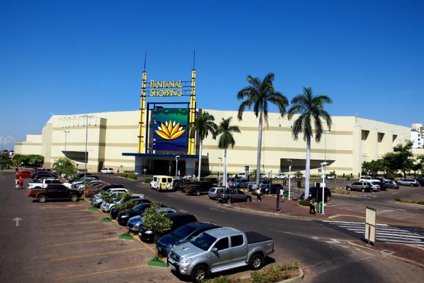 Com horrio especial Pantanal Shopping aposta nas vendas da Black Friday