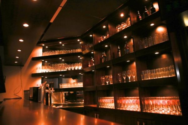 Inaugurao: Dentro de um container, Malcom Pub promete novas experincias