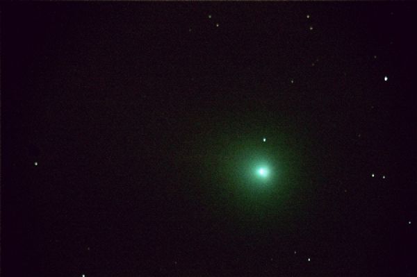 Veja foto do cometa LoveJoy e se registre para participar do evento de observao