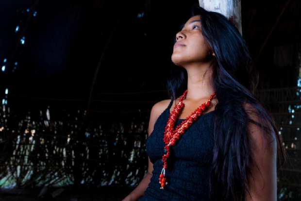 Comunidade indígena de MT lança site para vender biojoias e acessórios