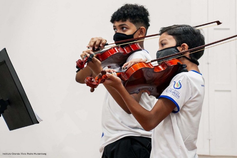 Instituto Ciranda abre vagas para cursos gratuitos de instrumentos de orquestra