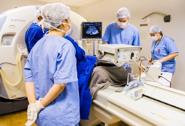 Santa Rosa realiza cirurgia indita em MT para retirada de tumor com especialista de Barretos como convidado