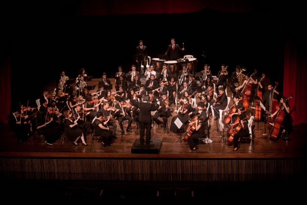 Orquestra apresenta concerto com samba, compositor russo e msica inspirada no som dos pssaros
