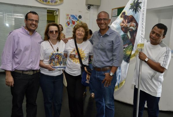Devotos de So Benedito realizam tradicional caminhada e visita da bandeira