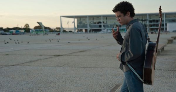 Thiago Mendona em 'Somos to jovens'
