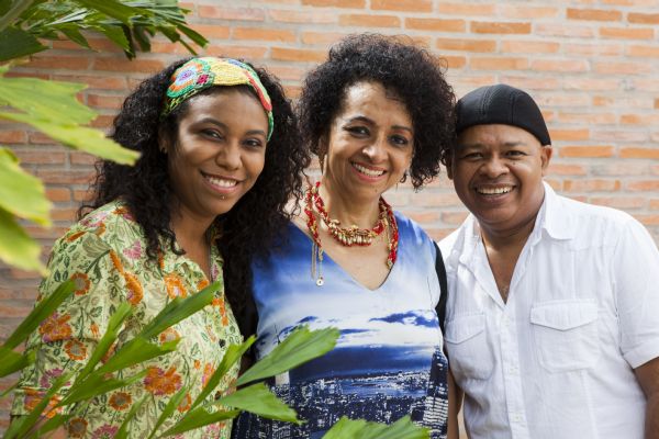 Trio Brasilis faz homenagem s mulheres com show 'Mulher Bem Cantada' na Casa do Parque