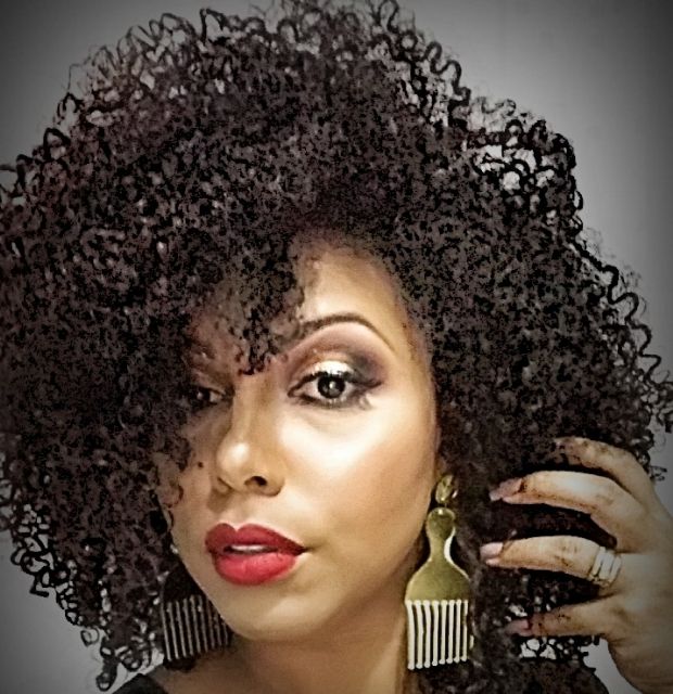 Marcela Moreira, proprietria do 'Black Divas MT'