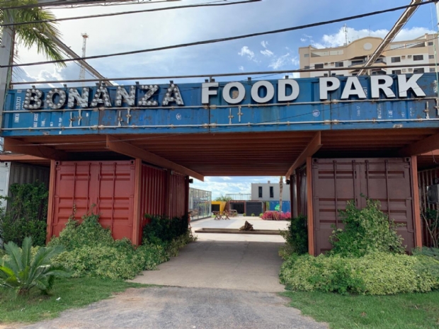 Pegando lojistas de surpresa, Bonanza Food Park fecha as portas; proprietrios estariam atolados em dvidas