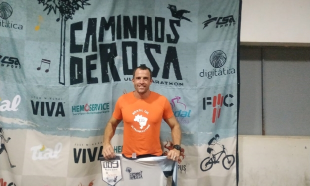 Engenheiro de MT vence ultramaratona de 250 km em caminho percorrido por Guimarães Rosa