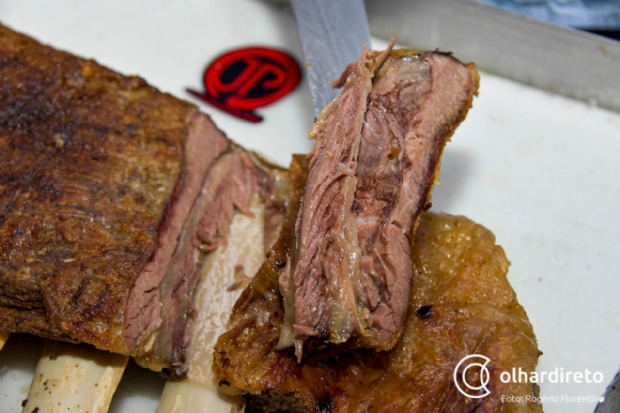 Nova Steak House tem buffet variado e carnes premium em Cuiab