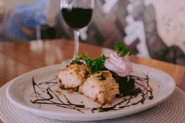 Com salmão defumado e bacalhau, novos pratos no restaurante Serafina fazem aumentar a procura de reservas