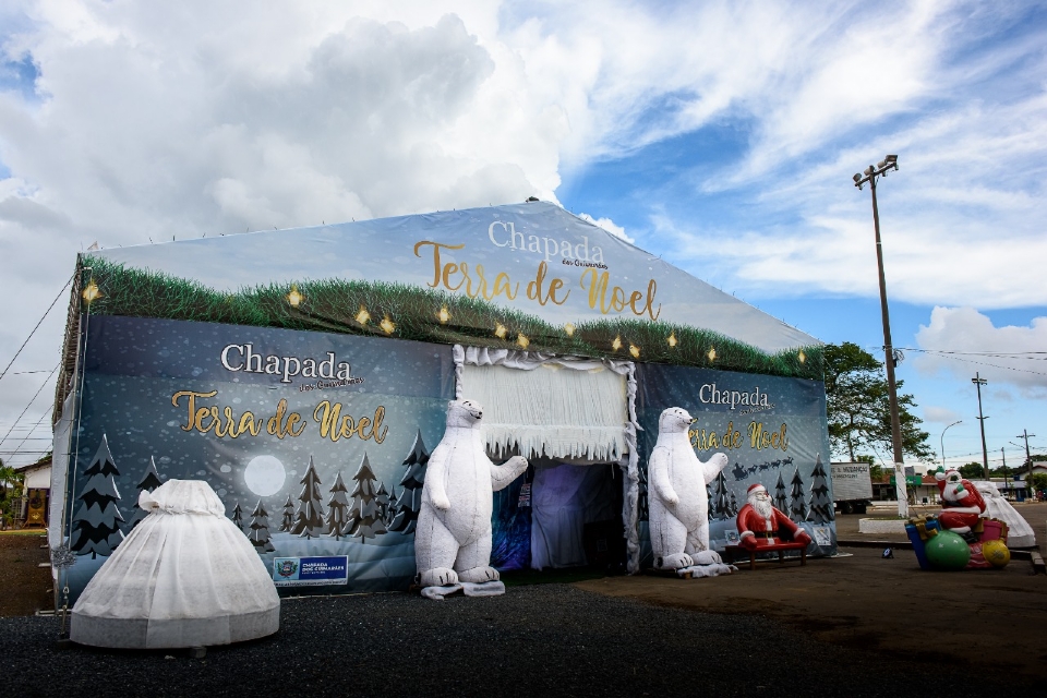 Terra de Noel em Chapada dos Guimares encanta visitantes at o dia 23 de janeiro