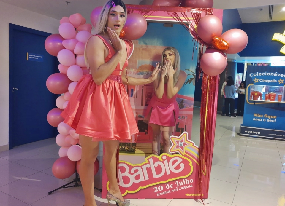 Moviemax Shopping Igarassu - Quando tem barbie no cinema, qualquer