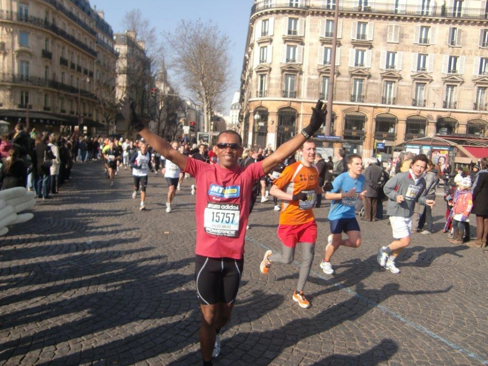 Treinador conheceu Brasil e outros cinco pases correndo em maratonas: j treinei mais de 5 mil pessoas