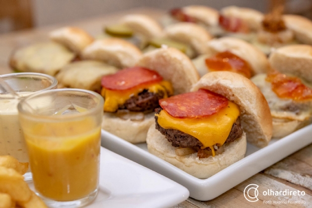 Casa 7 Gastronomia leva mais sabor para Cuiab com rodzio de mini hambrgueres