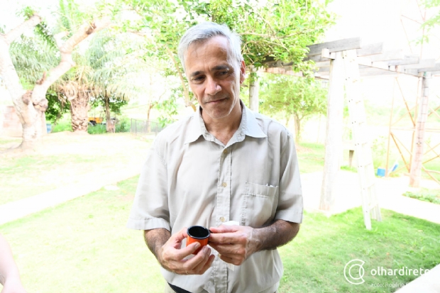 Luiz Flamarion  pesquisador do Museu Nacional e est no Pantanal