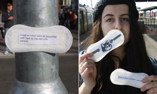 Mulher espalha absorventes com mensagens feministas pelas ruas da Alemanha