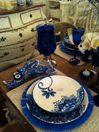 Estampas estilo azulejo portugus tambm inspiram louas e objetos decorativos para cozinha