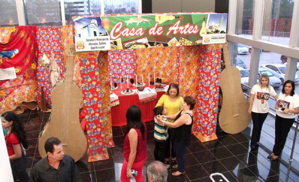 Casa de Artes de VG participa do 'Natal Cultural' da Assembleia e artistas mostram seus trabalhos