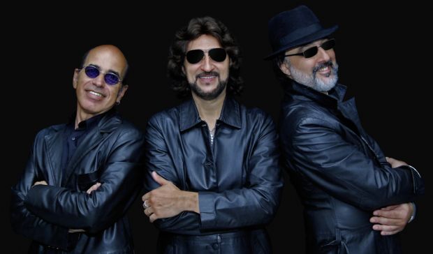 Maior banda cover dos Bee Gees no Brasil traz show ao Zulmira Canavarros