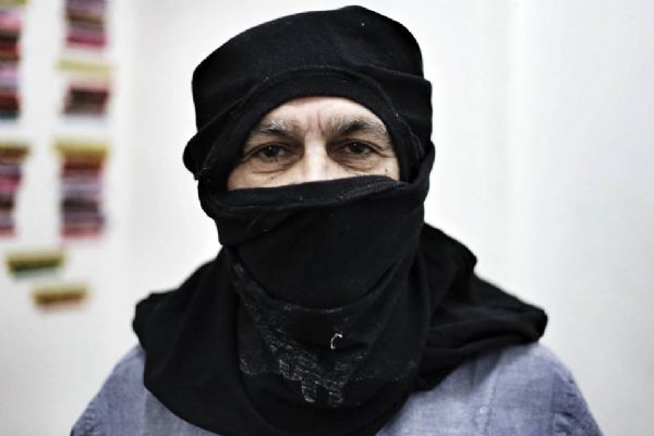 Caetano Veloso aparece com o rosto coberto em reunio com coletivo Mdia Ninja; cuiabanos participaram