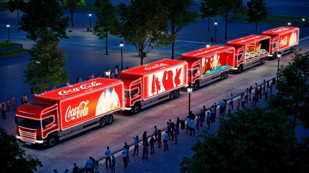 Caravana de Natal da Coca-Cola chega a Cuiab e estaciona no Pantanal Shopping