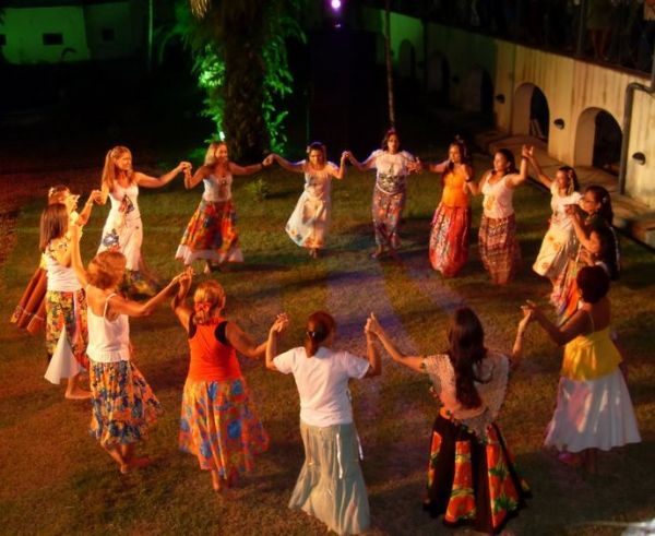 Seminário sobre 'Danças Circulares Sagradas' começa nesta sexta-feira na UFMT