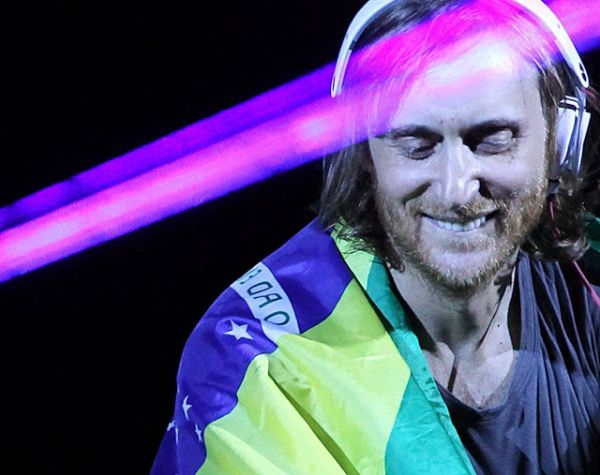 Olhar Conceito/Olhar Direto sorteiam quatro pares de ingressos para o show do DJ David Guetta