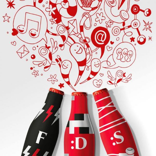 Nova campanha da Coca-cola chega  Cuiab com mquina de customizao