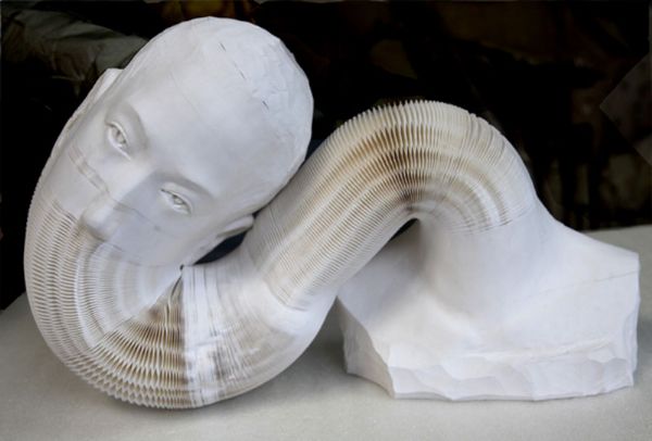 Artista chins cria esculturas maleveis com papel dobrado