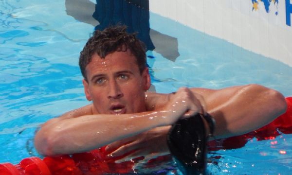 Aps inventar assalto durante a Rio 2016, nadador perde primeiro patrocinador