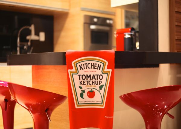 Criao remete e uma das mais conhecidas marcas de Ketchup