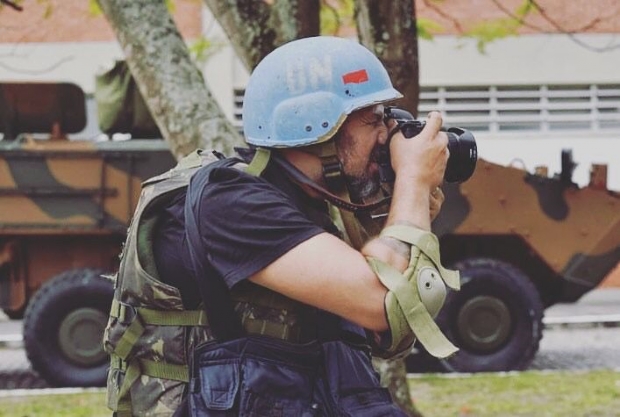 Fotógrafo de Mato Grosso representa Estado em curso de Preparação para Áreas de Conflito