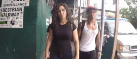 Vdeo mostra 100 assdios a uma mulher durante caminhada por Nova York
